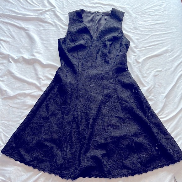 White House Black Market Lace Fit and Flare Dress - Picture 5 of 9